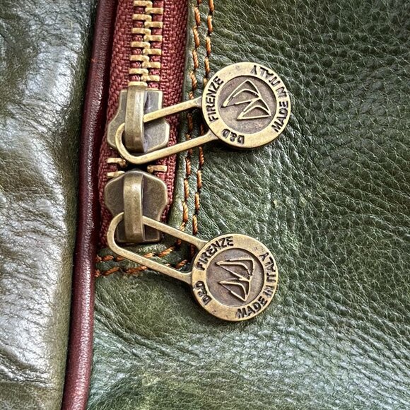 Florentine Leather Backpack - Authentic - Picture 7 of 7